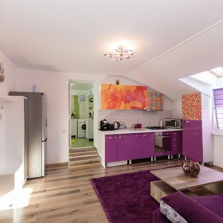 Queen Holiday Apartment 부쿠레슈티 외부 사진
