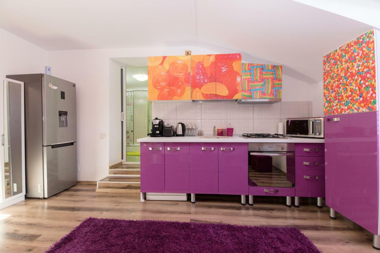 Queen Holiday Apartment 부쿠레슈티 외부 사진